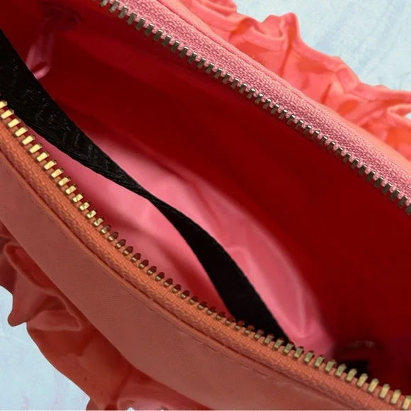 EUC. MOLLY GODDARD X BAGGU RUFFLE PINK SHOULDER BAG. SOLD OUT.ATTACHED KEY STRAP - Picture 3 of 16
